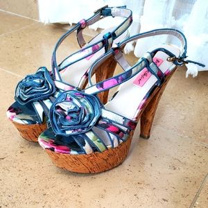 Betsey Johnson platform blue and pink heels